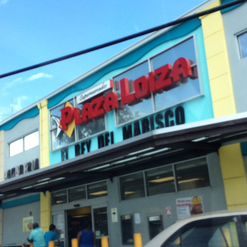 Supermercado Plaza Loiza